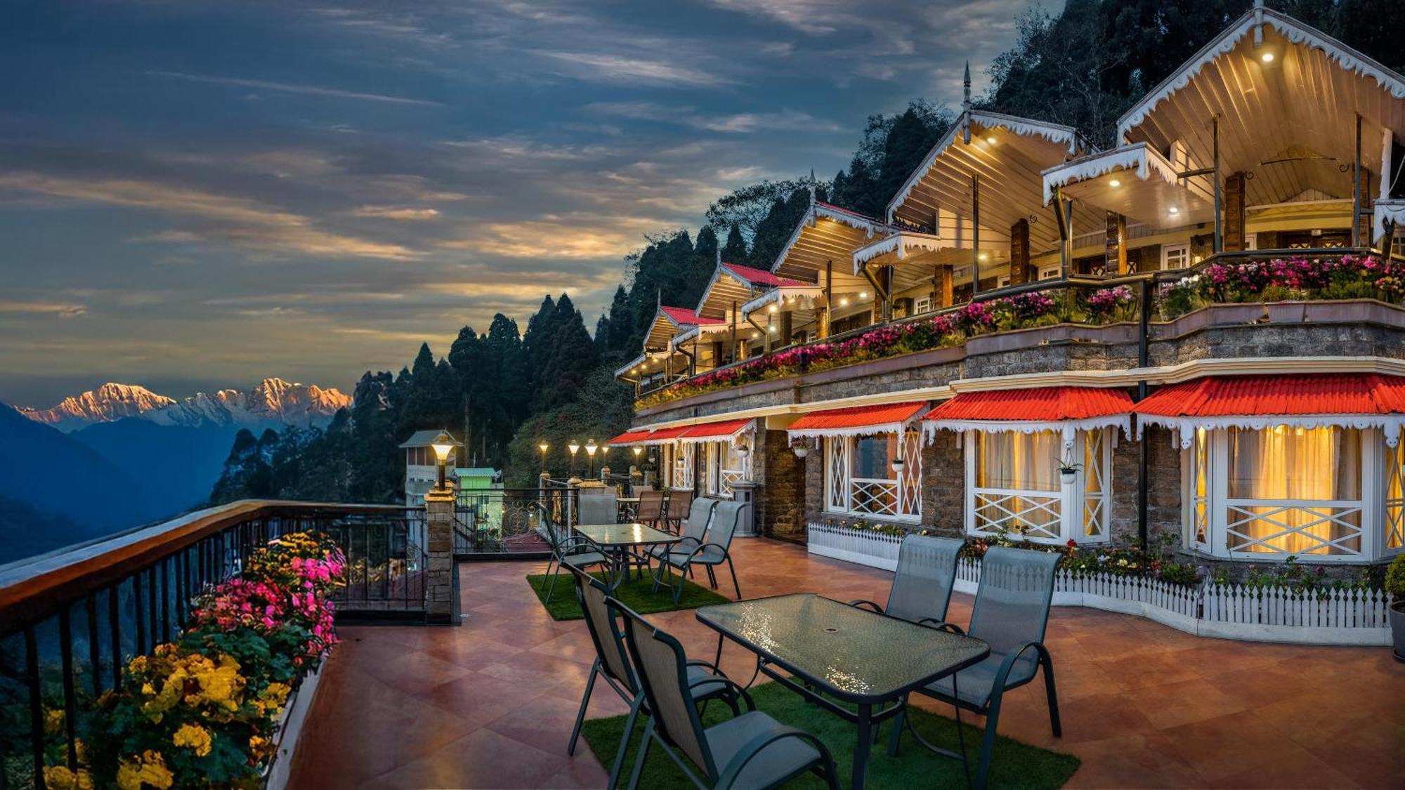 Summit Grace Boutique Hotel & Spa Дарджилинг Экстерьер фото